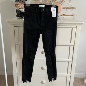 NWT Abercrombie Skinny Jeans